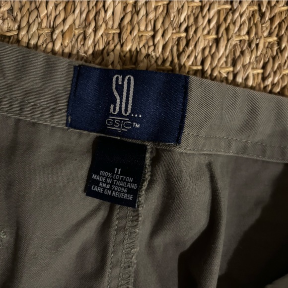 SO Shorts - Picture 4 of 7